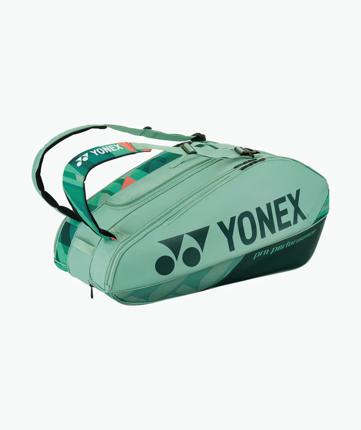PRO RACKET BAG (9 PCS)
